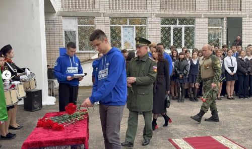 7нче лицейда ике герой истәлегенә хәтер билгеләре ачылды