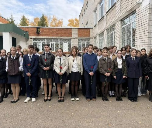 7нче лицейда ике герой истәлегенә хәтер билгеләре ачылды