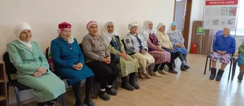 Бакырчы авылы клубында өлкән буын вәкилләре өчен бәйрәм концерты оештырылды