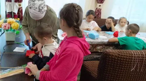 Бакырчы мәдәният йортында Укытучылар көне уңаеннан балалар өчен үзенчәлекле мастер-класс узды