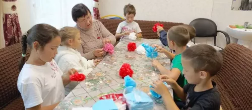 Бакырчы мәдәният йортында Укытучылар көне уңаеннан балалар өчен үзенчәлекле мастер-класс узды