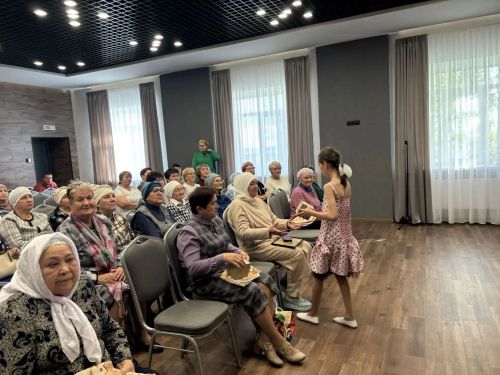 Норлат балалар йортында лаеклы ялда булган хезмәткәрләр өчен матур бәйрәм оештырылды
