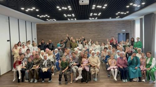 Норлат балалар йортында лаеклы ялда булган хезмәткәрләр өчен матур бәйрәм оештырылды