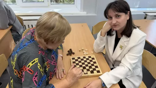 Яшел Үзәндә мәгариф хезмәткәрләре арасында Спартакиада дәвам итә