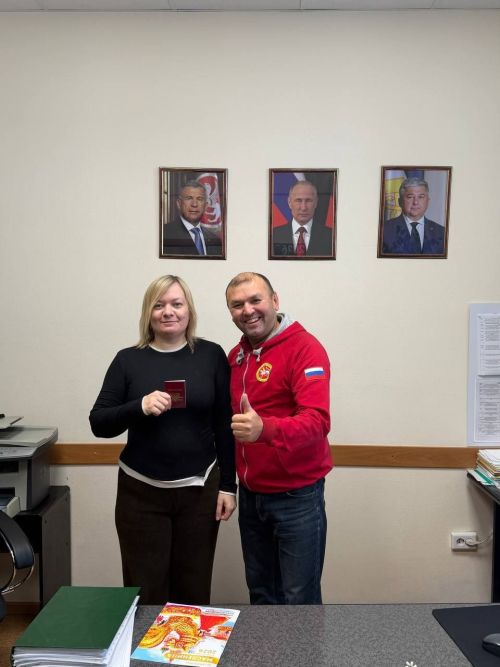 Документлар әйләнеше һәм гражданнар мөрәҗәгатьләре белән эшләү бүлеге хезмәткәрләренә лаеклы ГТО билгеләрен тапшырдылар