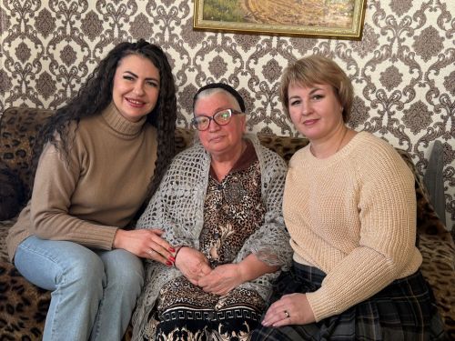Казан волонтер-медиклары ветераннарга ярдәм итү өчен Яшел Үзән районына юл тотты