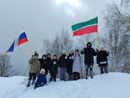 Бишнә мәдәнит йортында «Ватанны саклау – безнең бурыч» дигән чара узды