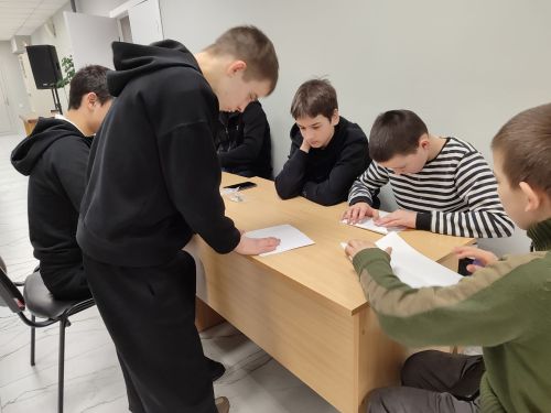 Бишнә мәдәнит йортында «Ватанны саклау – безнең бурыч» дигән чара узды