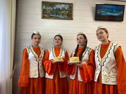 Бөтендөнья татар ашлары көне уңаеннан Акъегет мәдәният йортында татар халык ашларын пешерергә өйрәтәләр