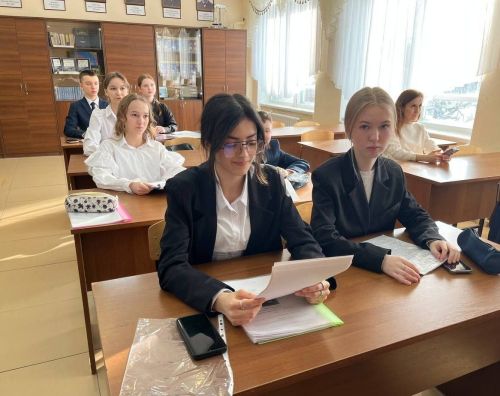 Татарстанда ОГЭ тапшыра алмаган 9нчы сыйныф укучыларын 23 көллият кабул итәчәк
