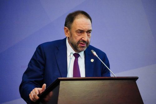 Татарстан Премьер-министры Алексей Песошин галимнәрне Россия фәне көне белән котлады