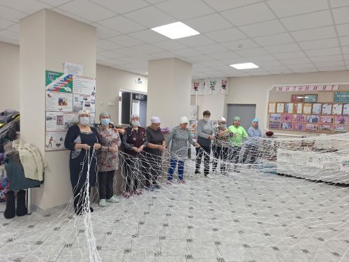 Мулла Иле мәдәният йортында МХОда катнашучы егетләр өчен дроннарга каршы саклау челтәрләре үрәләр