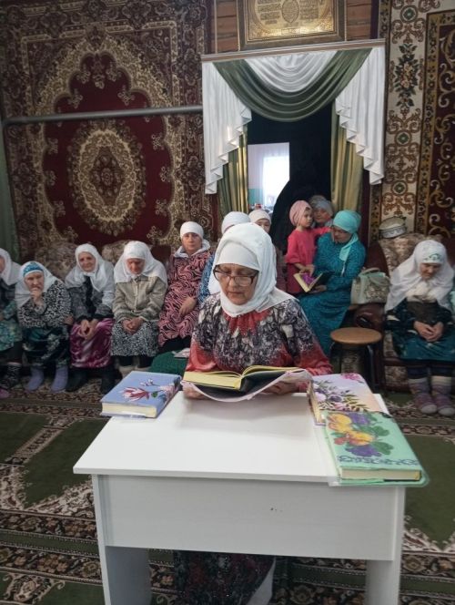 Карәтмәндә Кадер кичәсе зурлап узды
