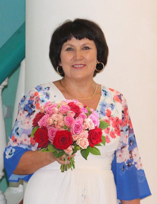 Шәмсия Җиһангирова: «Хатын-кыз ул көчсез булуы белән көчле»
