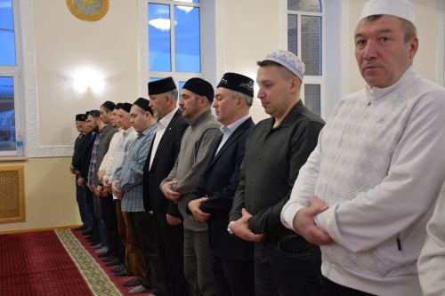 Татарстан мәчетләрендә Гает намазлары укылды
