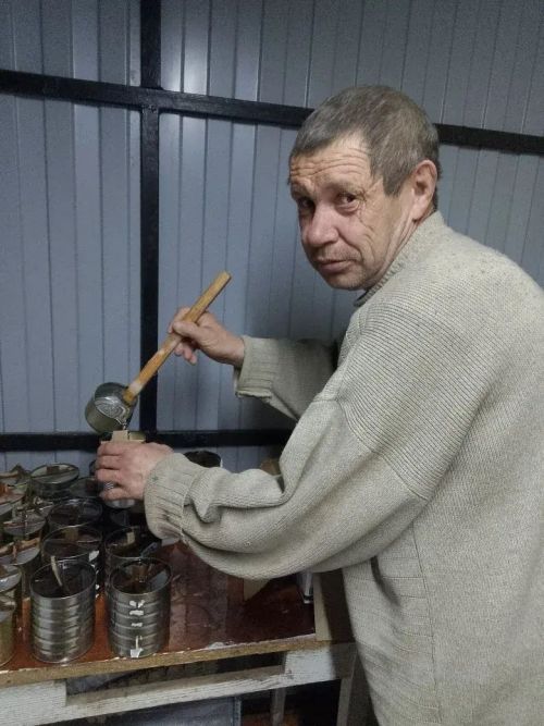 Өч ел инде окоп шәмнәре ясый: Әфган сугышы ветераны Юныс Газыймҗанов Норлатта фронтка ярдәм итә