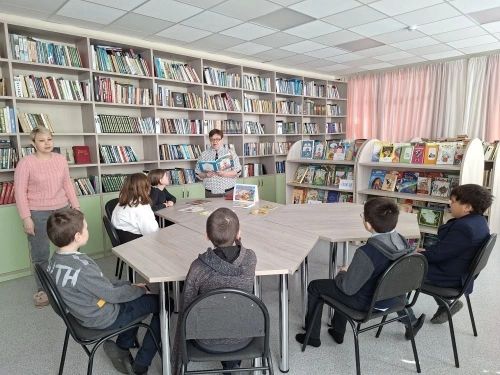 Татар Танае авылы китапханәсендә балалар өчен «Әкиятләр патшабикәсендә кунакта» викторинасы узды