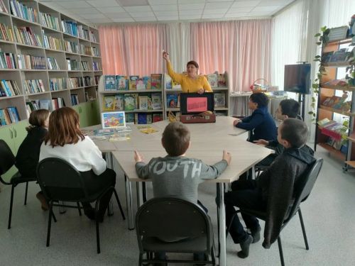 Татар Танае авылы китапханәсендә балалар өчен «Әкиятләр патшабикәсендә кунакта» викторинасы узды