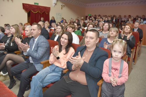 POZIS чествовал женщин с 8 Марта