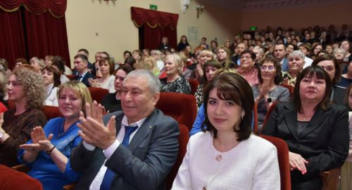 POZIS чествовал женщин с 8 Марта