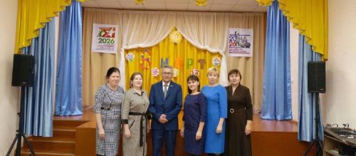 Бакырчы мәдәният йортында «Кызлар — йолдызлар» дигән бәйге-кичә узды