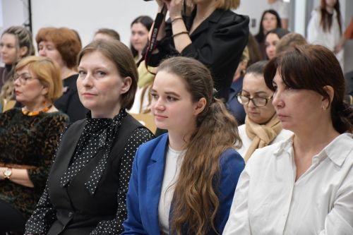 «Гаилә автобусы» Яшел Үзәндә тукталды