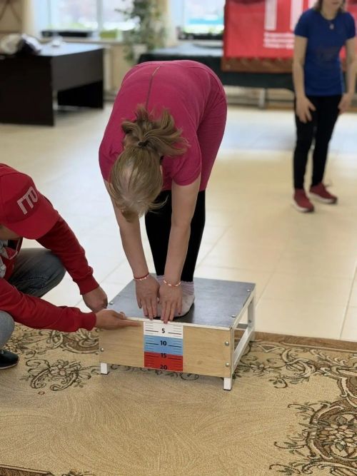 Спорт чикләрне белми: «Идел» инвалидларны социаль тернәкләндерү республика үзәгендә ГТО нормативлары тапшырылды