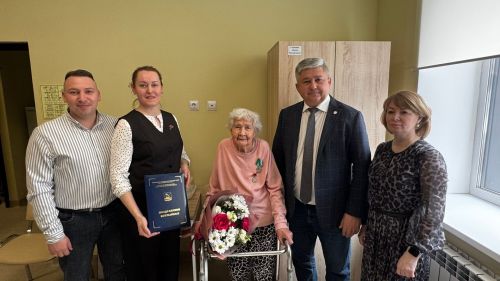 Михаил Афанасьев элеккеге концлагерь тоткынының хәлен белде: Лидия Михайловнага 99 яшь