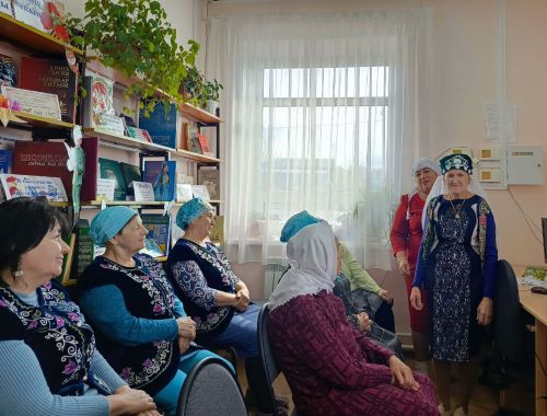 Үз кулыбыз белән калфак: Олы Яке мәдәният йортында осталык дәресе узды