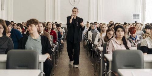 Татарстан үсмерләренә цифрлы куркынычсызлык һәм вербовкага каршы тору буенча белем бирделәр