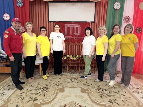 «Красная Шапочка» балалар бакчасы әзерлек төркеме тәрбияләнүчеләре һәм хезмәткәрләре ГТО нормативлары тапшырды