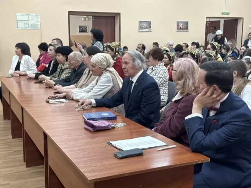 Яшел Үзәннең 10нчы гимназиясендә мәдәниятләрнең төбәкара фестивале уза