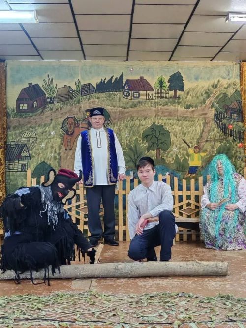 Олы Шырдан мәдәният йортында «Син мәңге безнең арада, татарның рухы — Тукай» дип исемләнгән бәйрәм