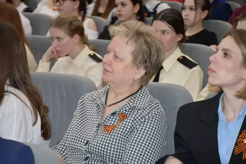 Яшел Үзәндә «Зурларча аралашу» уза: район башлыгы Михаил Афанасьев балалар белән ачык диалогка чыга