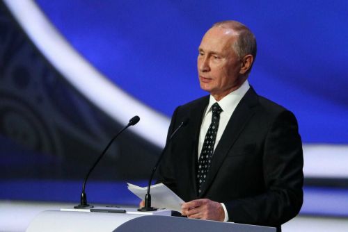 Владимир Путин Казанның ике чиновнигына рәхмәт белдерде