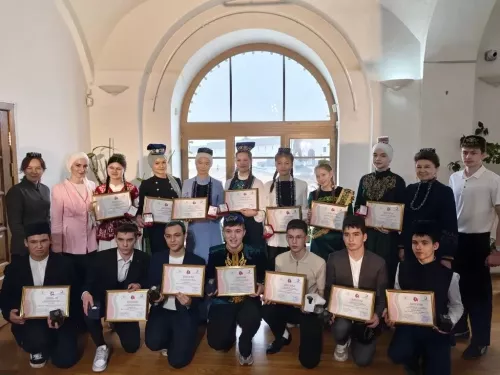 Бөтенроссия «Ак калфак» бәйгесе финалы: 160 укучы арасында 16нчы мәктәп укучысы өстенлек алды