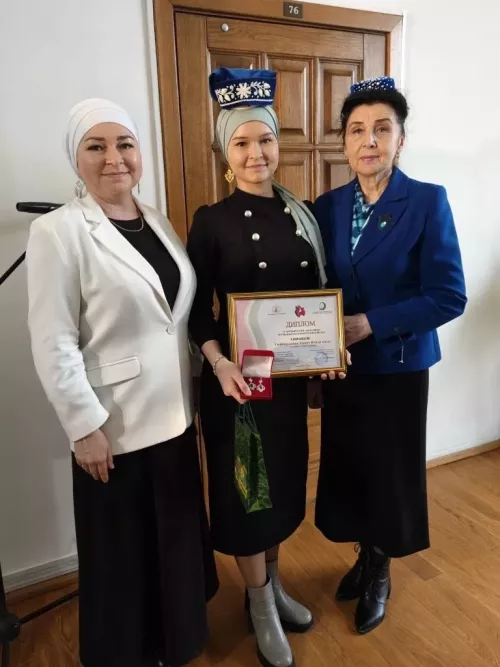 Бөтенроссия «Ак калфак» бәйгесе финалы: 160 укучы арасында 16нчы мәктәп укучысы өстенлек алды