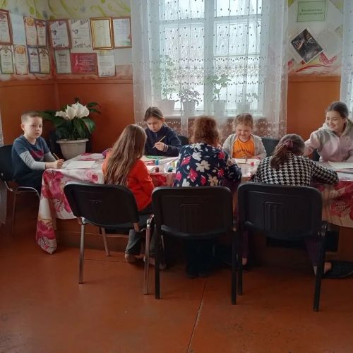 Тау Иле мәдәният йортында «Табигатьтә яз уяна» рәсем конкурсы узды