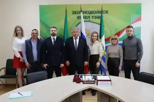 Яшел Үзәндә «Матбугат сәгате»: турыдан-туры сөйләшү узды