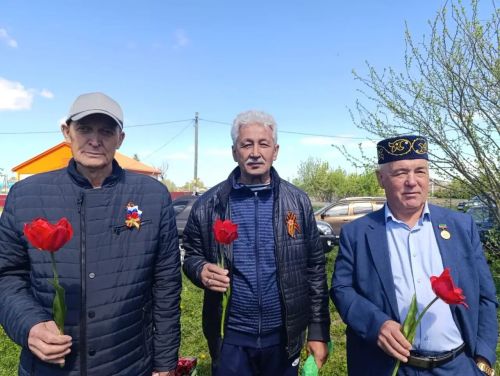 Мулла Иле батыр авылдашлары белән горурлана
