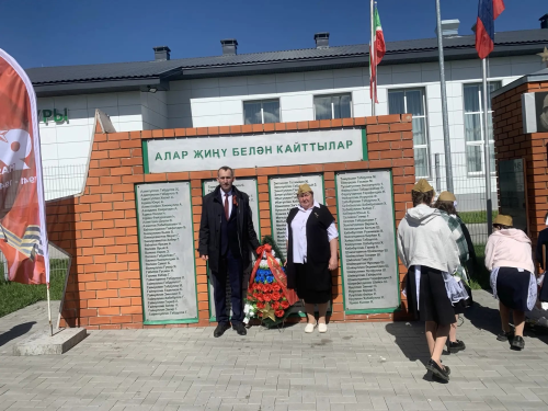 Олы Ачасыр авылында Бөек Җиңүнең 81 еллыгына багышланган митинг узды