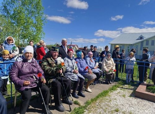 Мулла Иле авылында Бөек Җиңүнең 81 еллыгына митинг һәм концерт узды