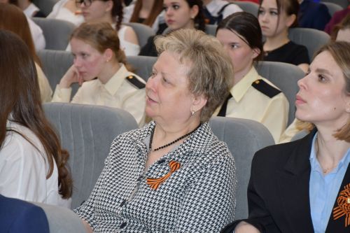 «Космодром гына сорамагыз»: Яшел Үзән башлыгының балалар белән ихлас әңгәмәсе