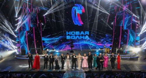 «Айфон» бәясенә керү: Казанда «Новая волна» концертына билетларны алып бетергәннәр