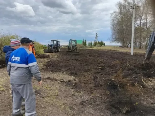 Олы Ачасыр авылында инде икенче көн рәттән зират өстендә өмәләр узды