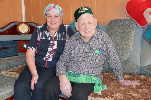 Яшәү көчен югалтмаган буын: Сугыш чоры баласы Фәрит ага Насыйбуллин язмышы