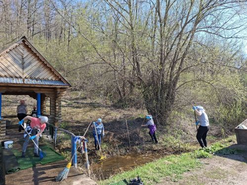 Мамадыш-Әкил авыл җирлегендә «Туйралык» чишмәсен тәртипкә китерделәр