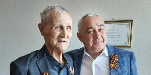 Марат Сәмигуллин Җиңү көне алдыннан Бөек Ватан сугышы ветеранына кунакка барды