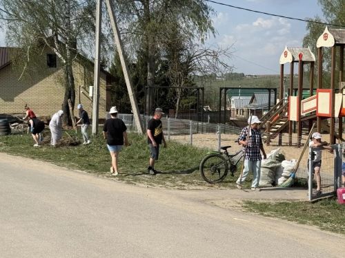 Бердәмлектә – көч: Авылларыбыз хезмәт сөючеләр кулында