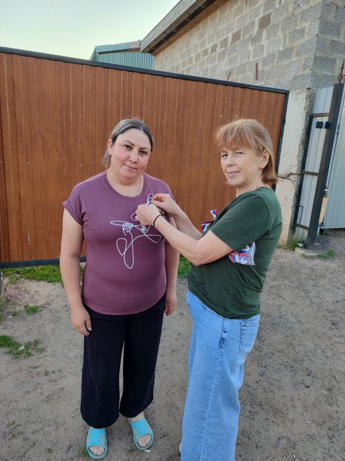 Россия көнен бәйрәм итү кысаларында Бишнә авылында «Россия триколоры» акциясе узды